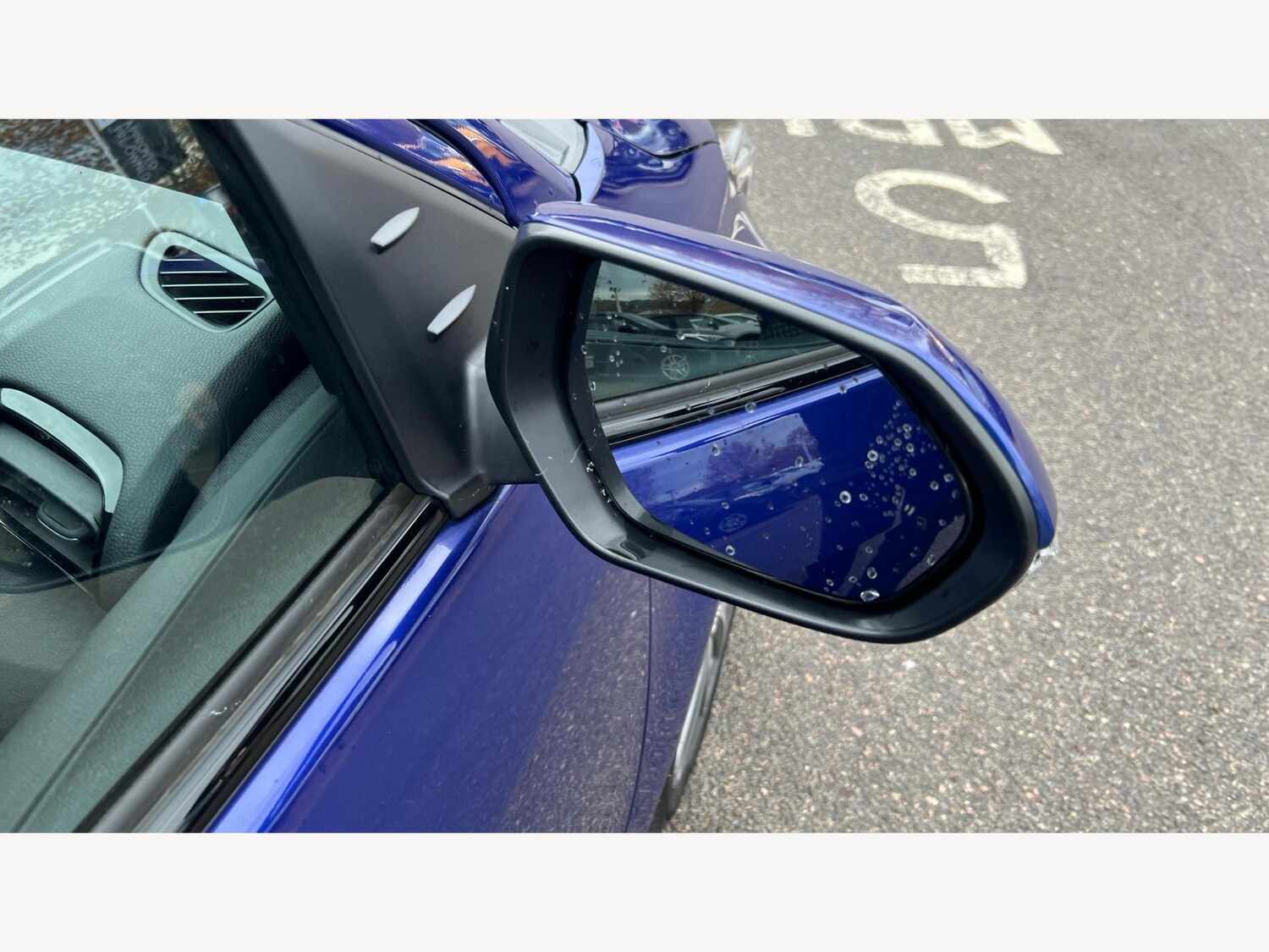 Used Toyota Yaris 2024 for sale - 77074842: Photo 28