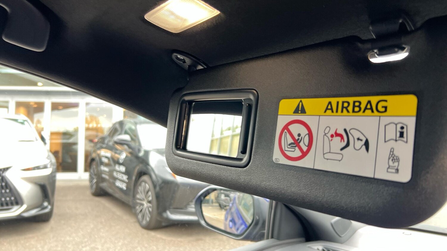 Used Toyota Yaris 2024 for sale - 77074842: Photo 35