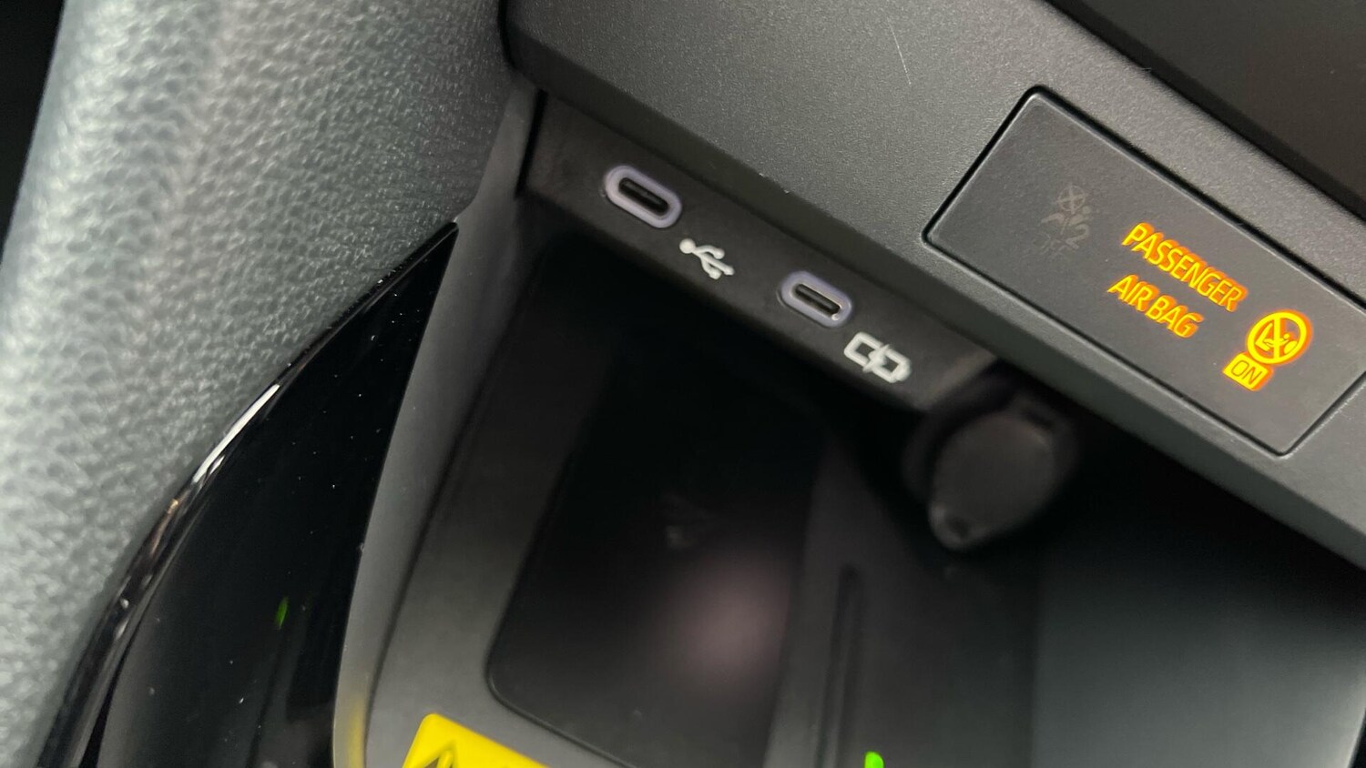 Used Toyota Yaris 2024 for sale - 77074842: Photo 38