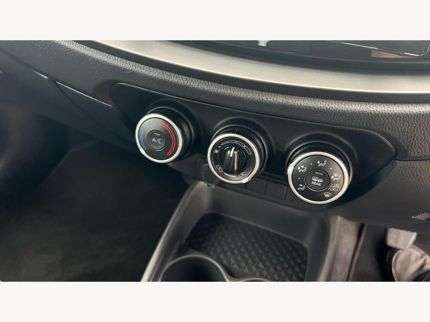 Used Toyota Aygo X 2022 for sale - 76060810: Photo 37