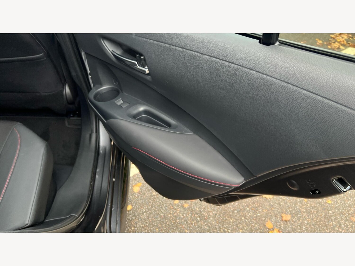 Used Toyota Corolla 2024 for sale - 76457202: Photo 31