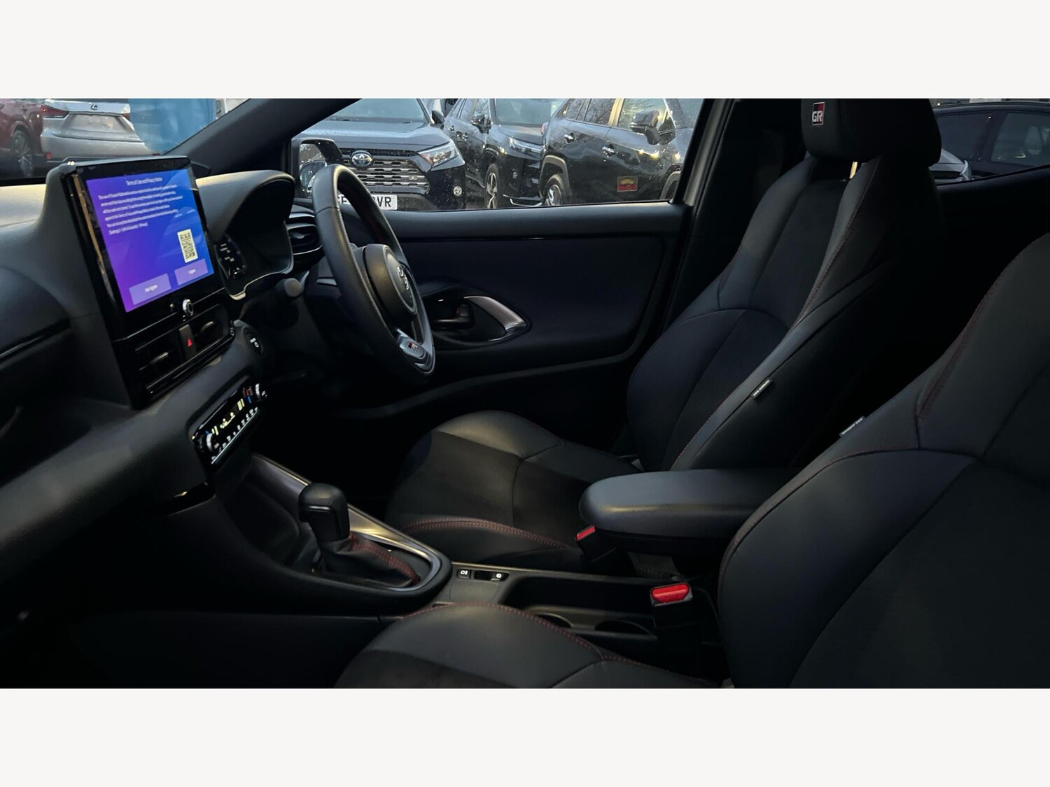 Used Toyota Yaris 2024 for sale - 77074151: Photo 12