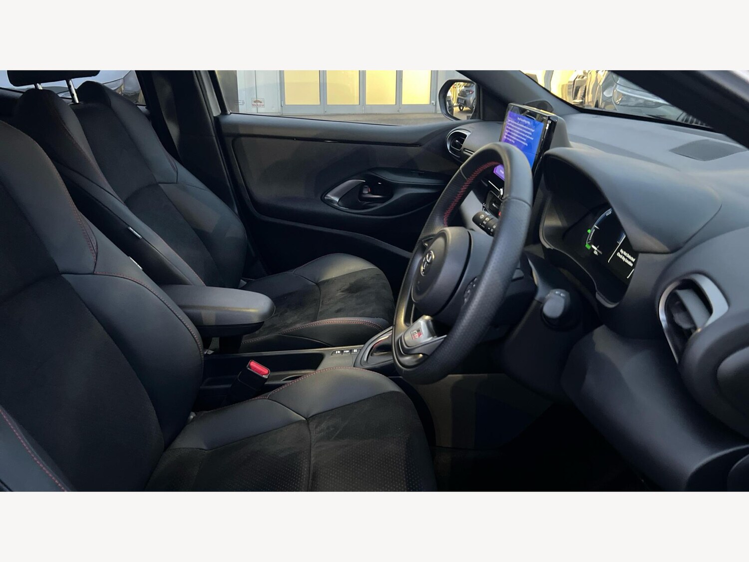 Used Toyota Yaris 2024 for sale - 77074151: Photo 13