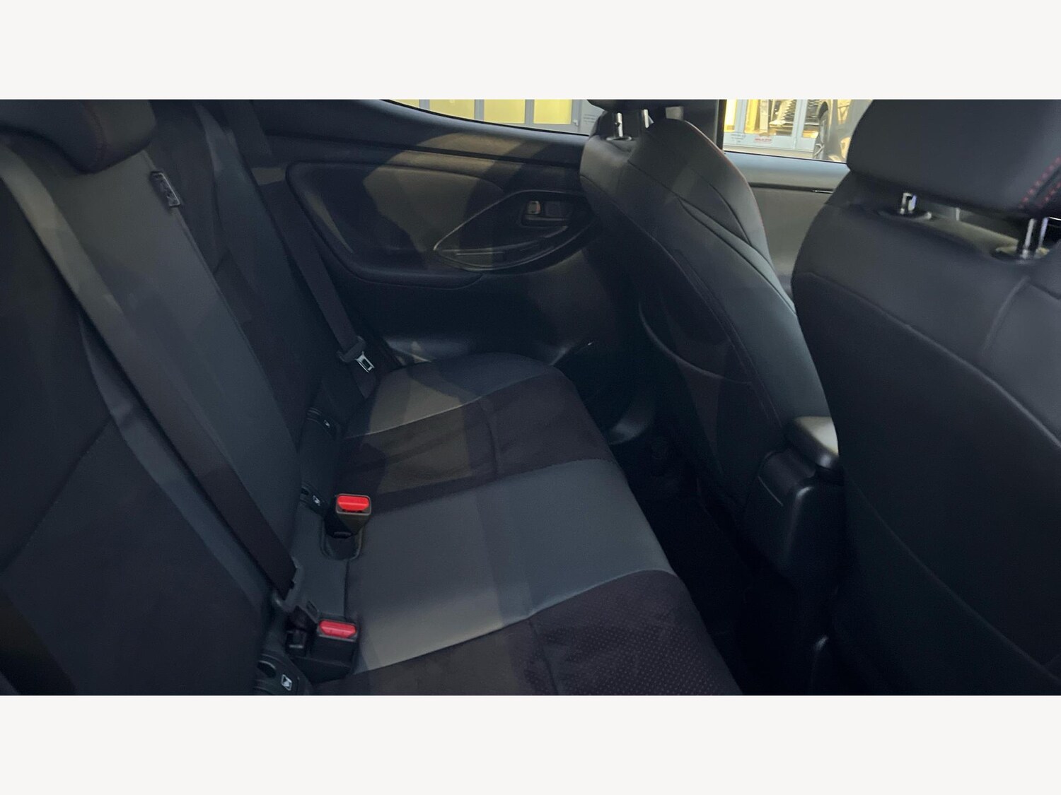 Used Toyota Yaris 2024 for sale - 77074151: Photo 14