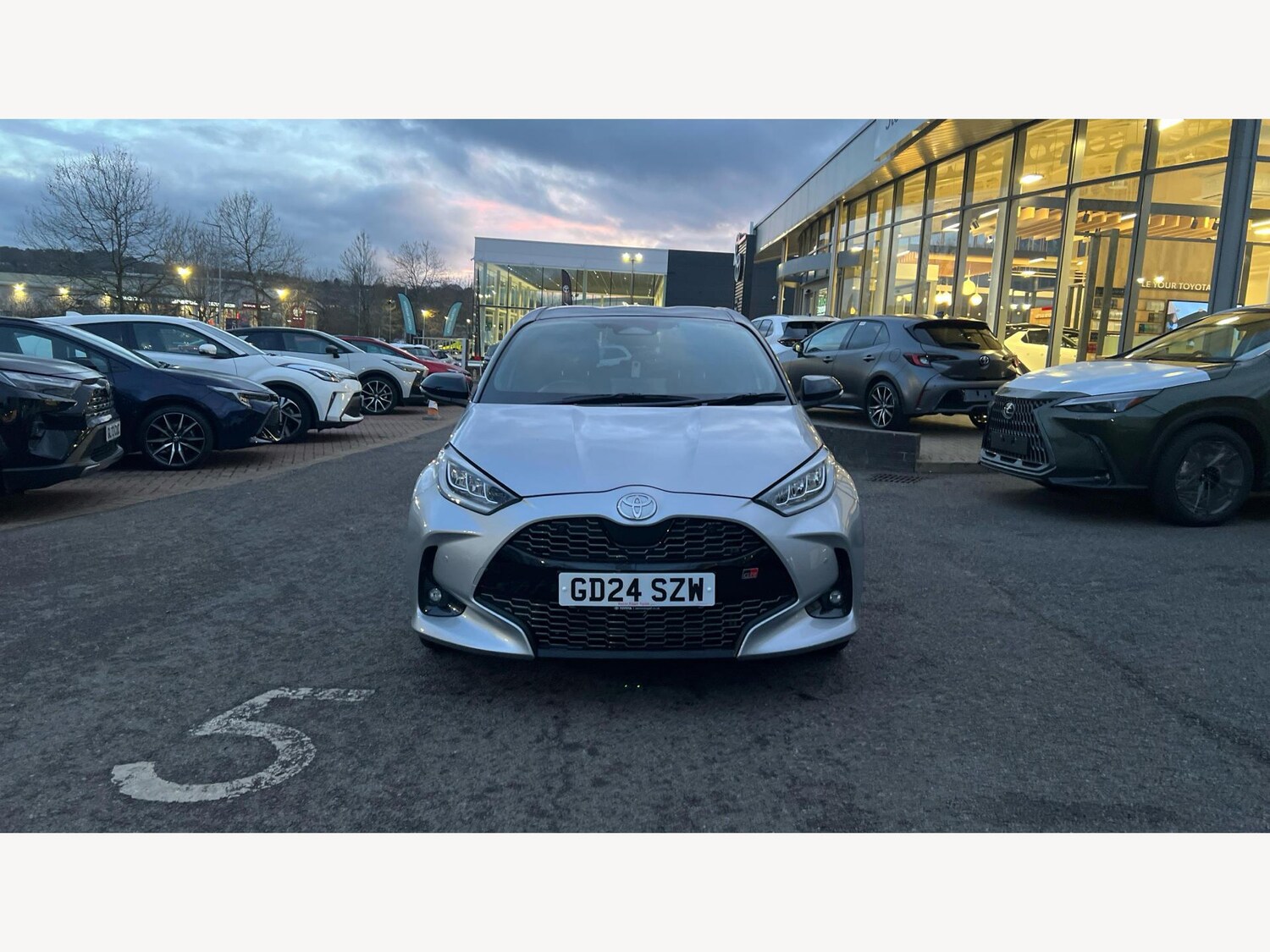 Used Toyota Yaris 2024 for sale - 77074151: Photo 17