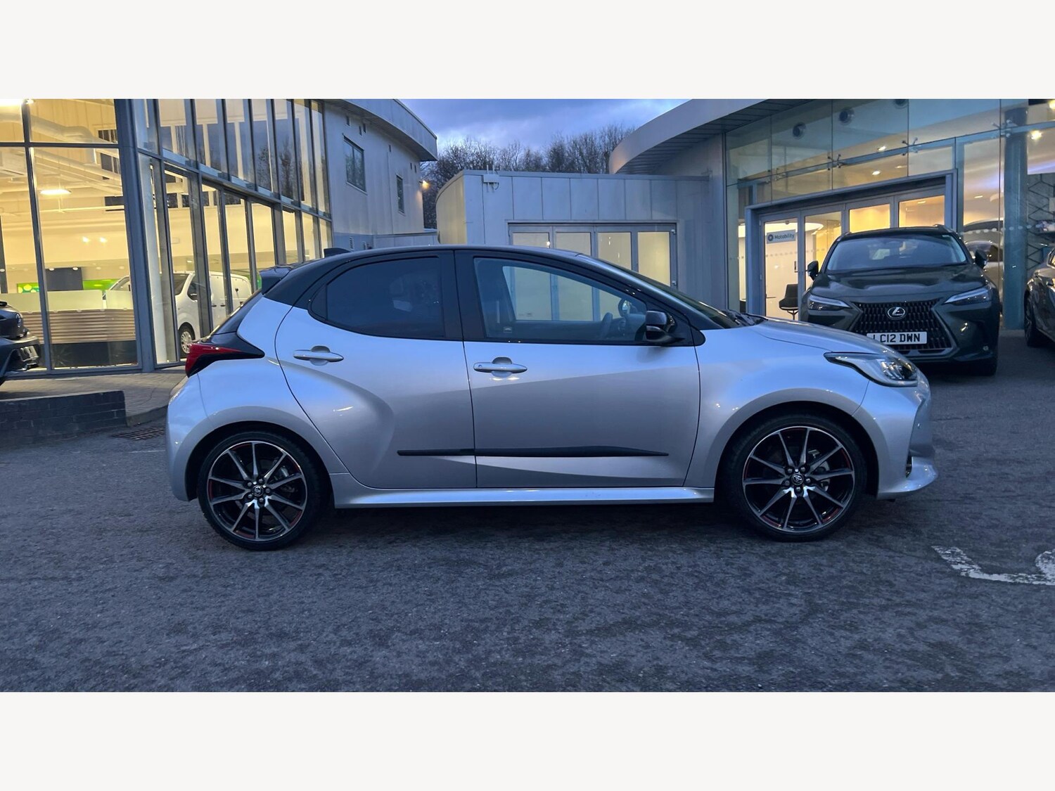 Used Toyota Yaris 2024 for sale - 77074151: Photo 18