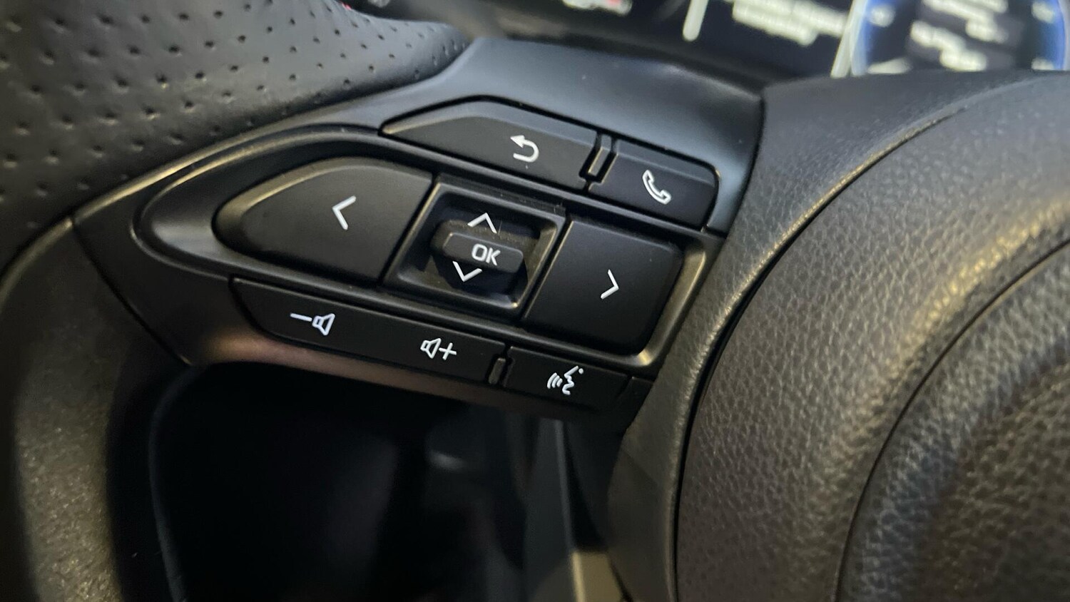 Used Toyota Yaris 2024 for sale - 77074151: Photo 36