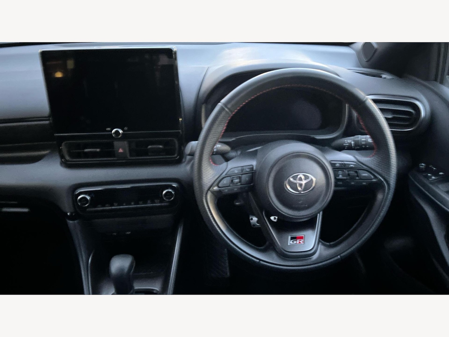 Used Toyota Yaris 2024 for sale - 77074151: Photo 8