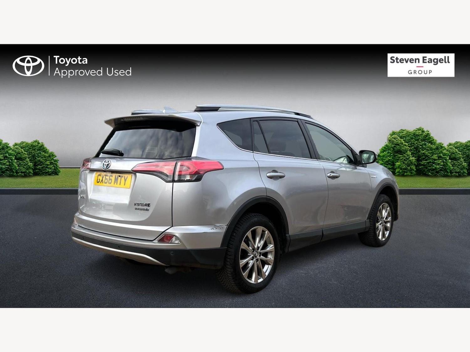 Used Toyota RAV4 2016 for sale - 77344619: Photo 2