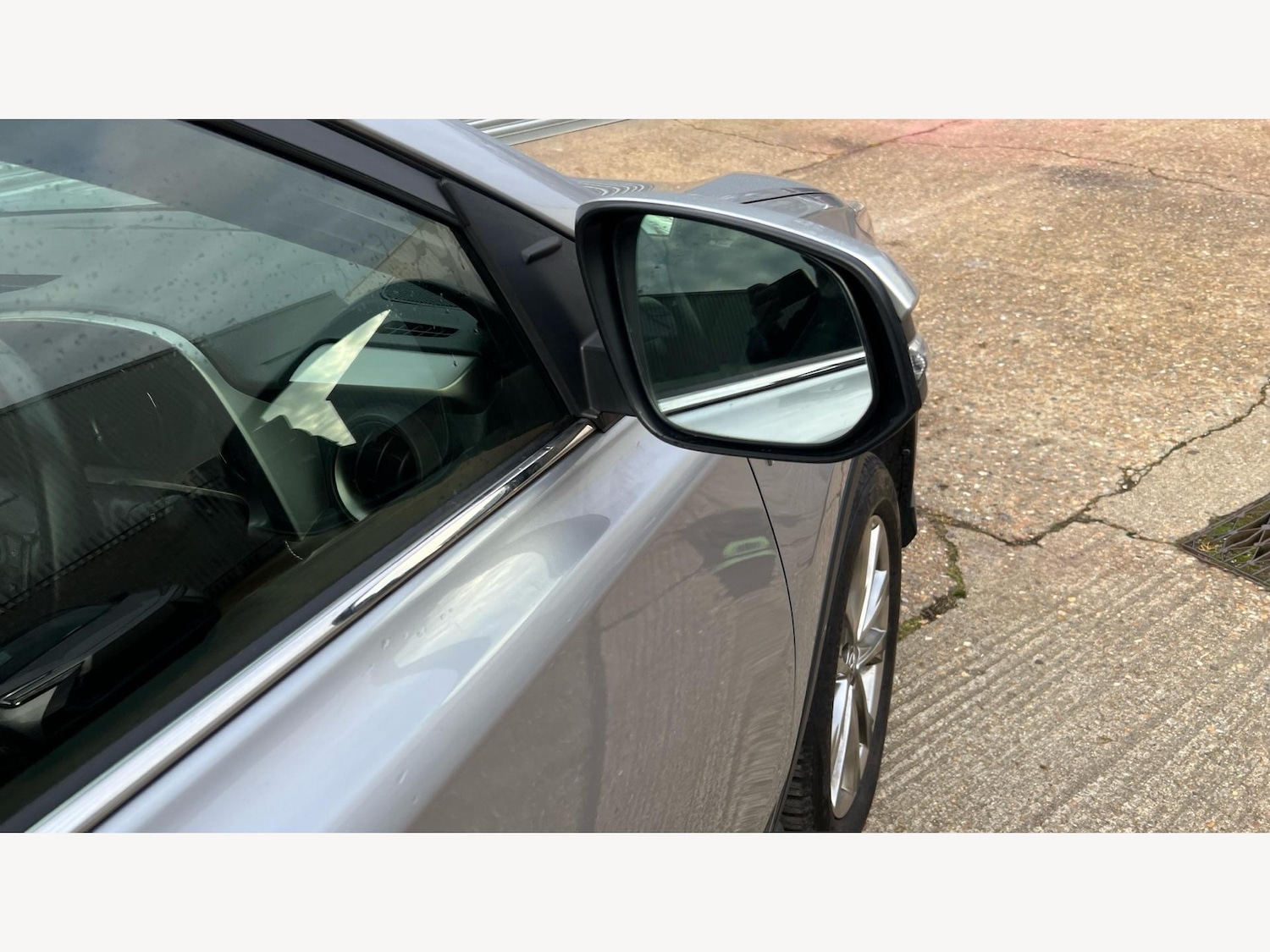 Used Toyota RAV4 2016 for sale - 77344619: Photo 29