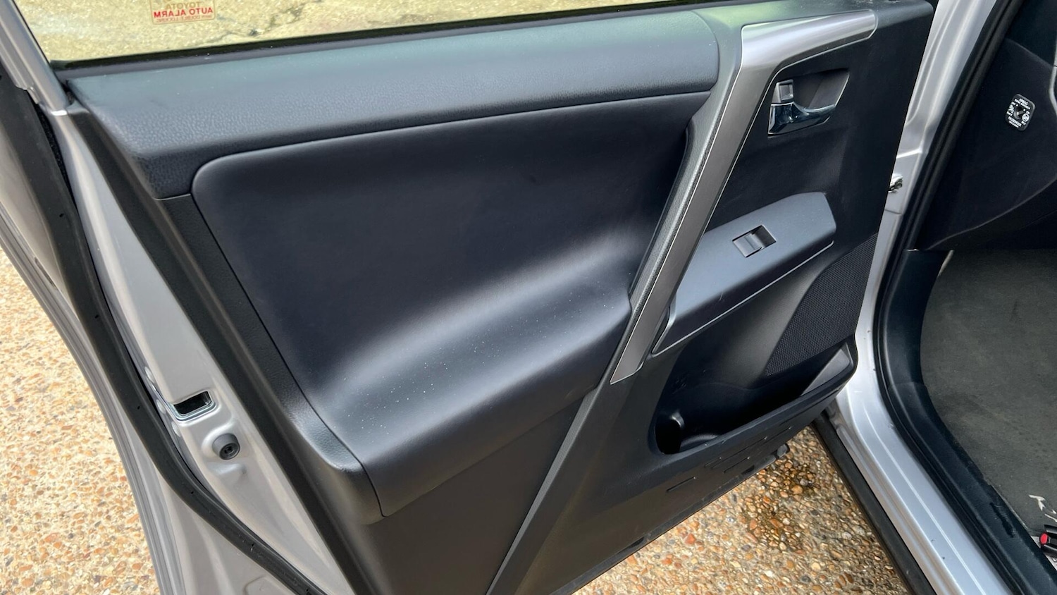 Used Toyota RAV4 2016 for sale - 77344619: Photo 35