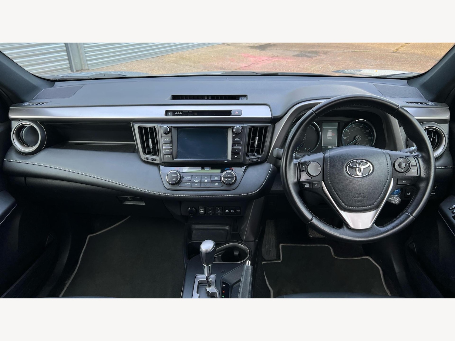 Used Toyota RAV4 2016 for sale - 77344619: Photo 7