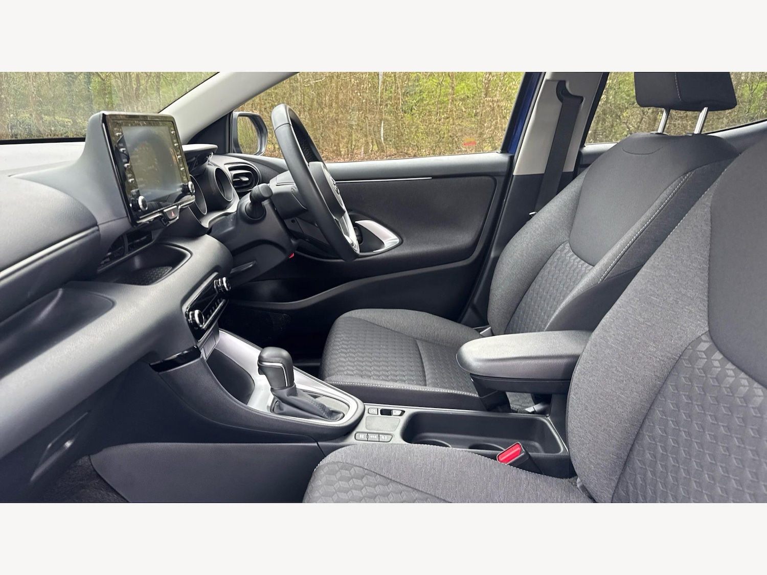 Used Toyota Yaris for sale - 77926006: Photo 12