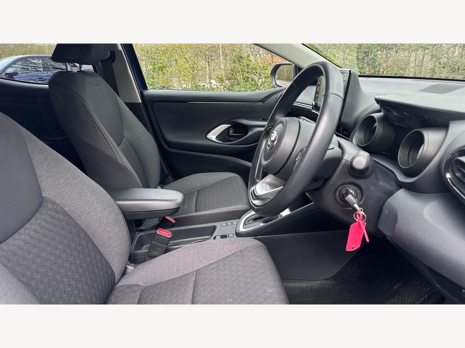 Used Toyota Yaris for sale - 77926006: Photo 13