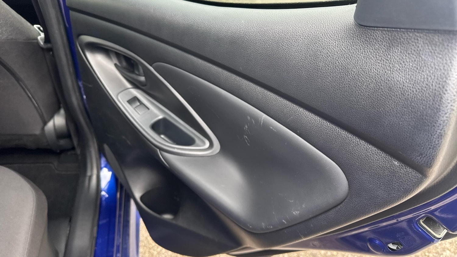 Used Toyota Yaris for sale - 77926006: Photo 33