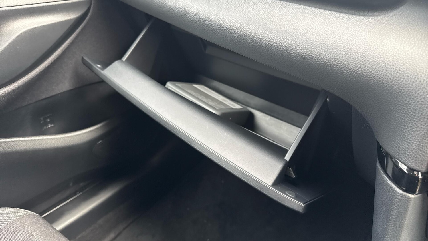 Used Toyota Yaris for sale - 77926006: Photo 36