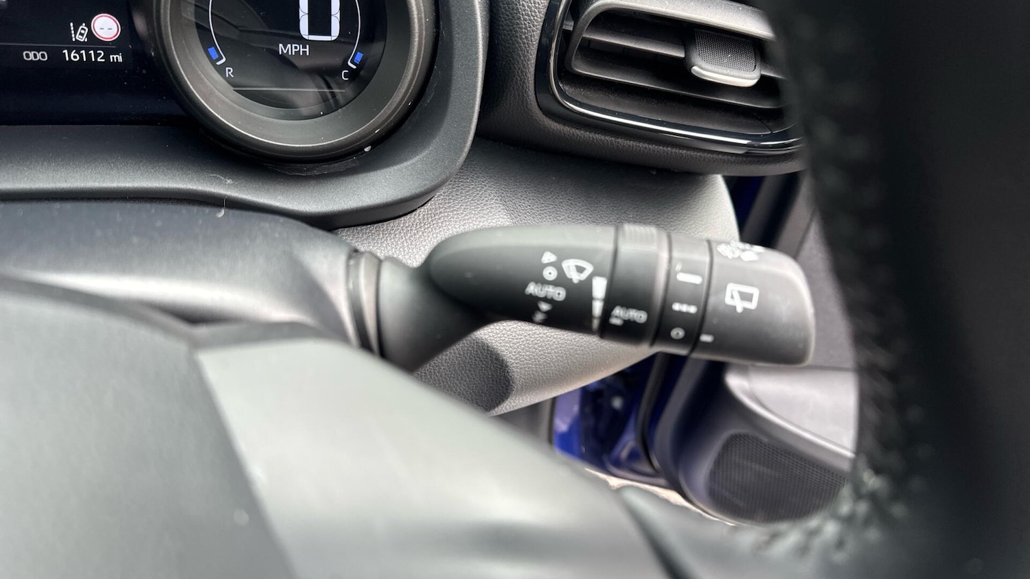 Used Toyota Yaris for sale - 77926006: Photo 41