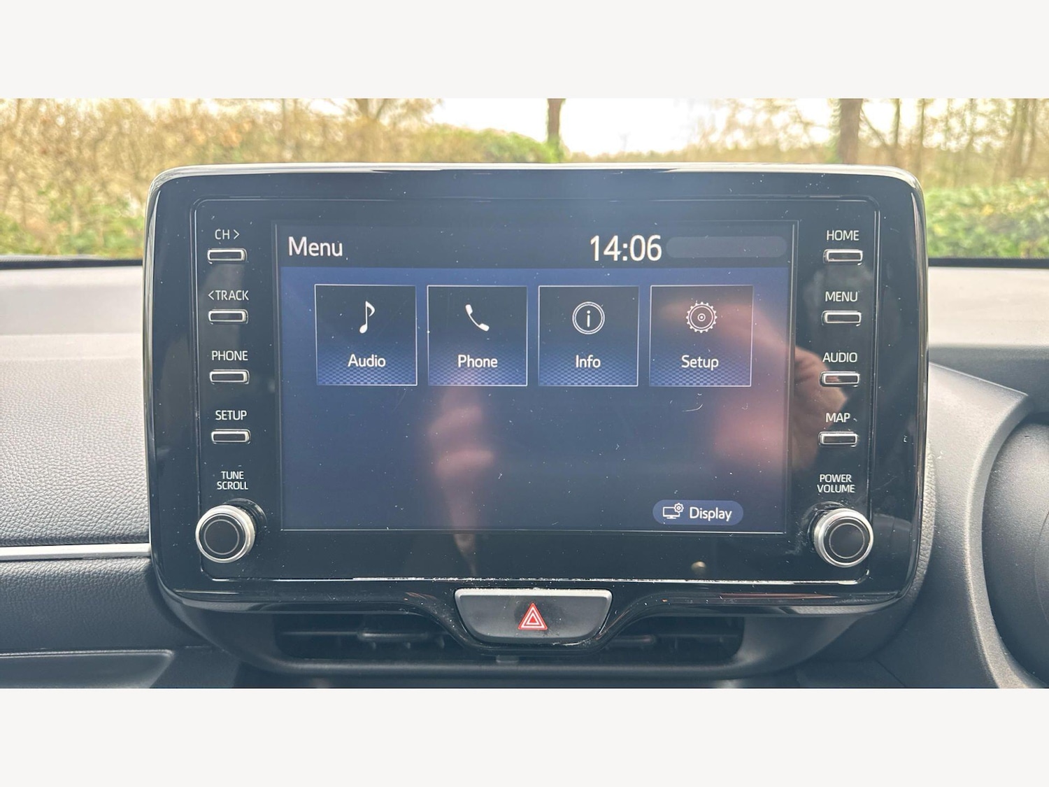 Used Toyota Yaris for sale - 77926006: Photo 9