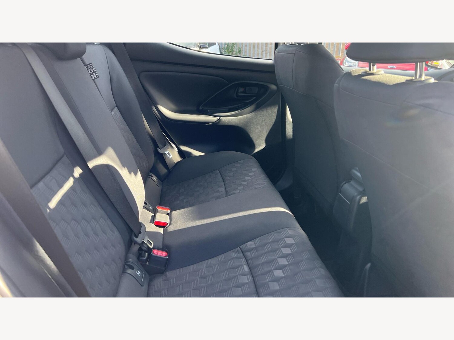 Used Toyota Yaris 2024 for sale - 76832501: Photo 14