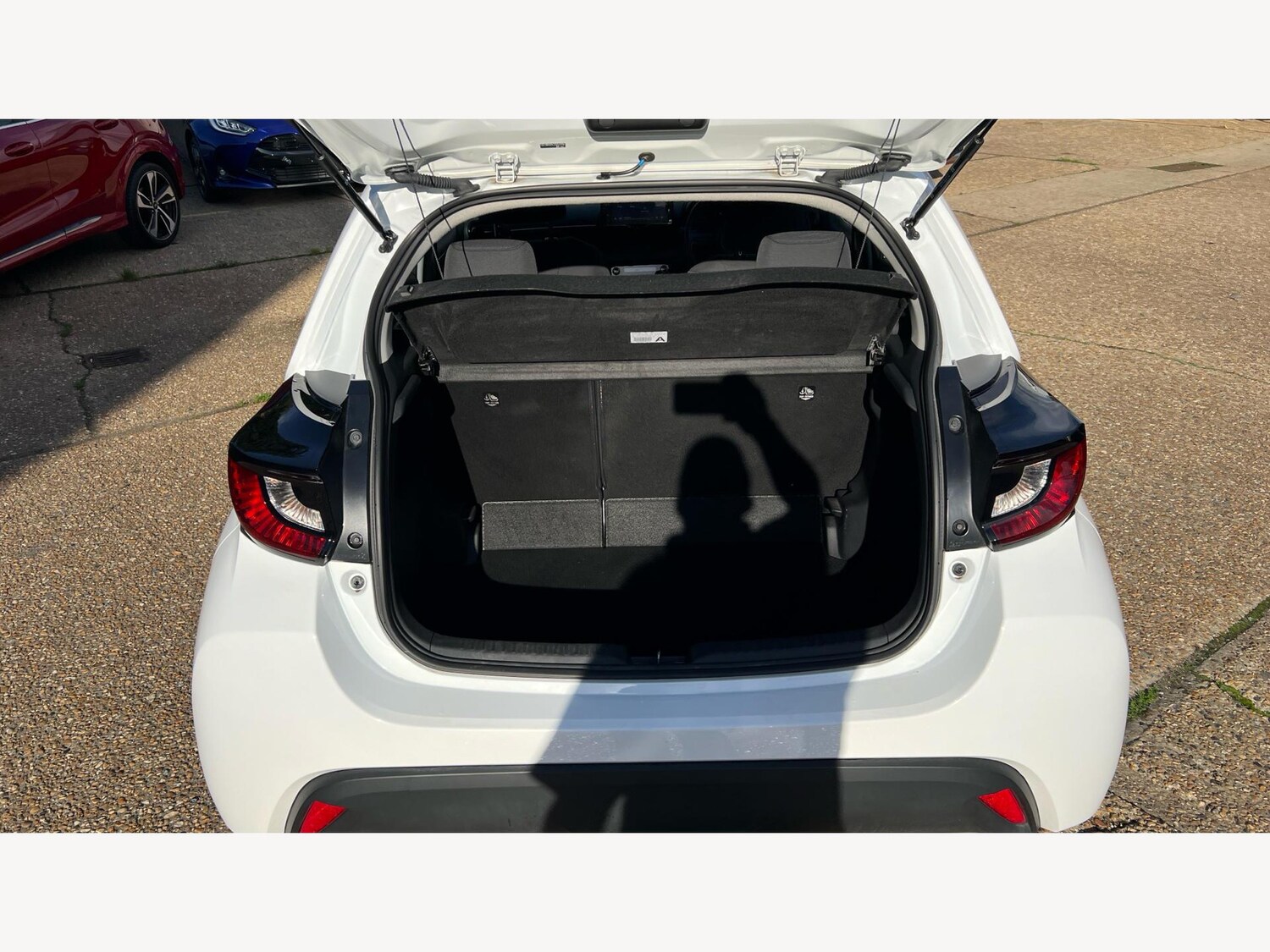 Used Toyota Yaris 2024 for sale - 76832501: Photo 16