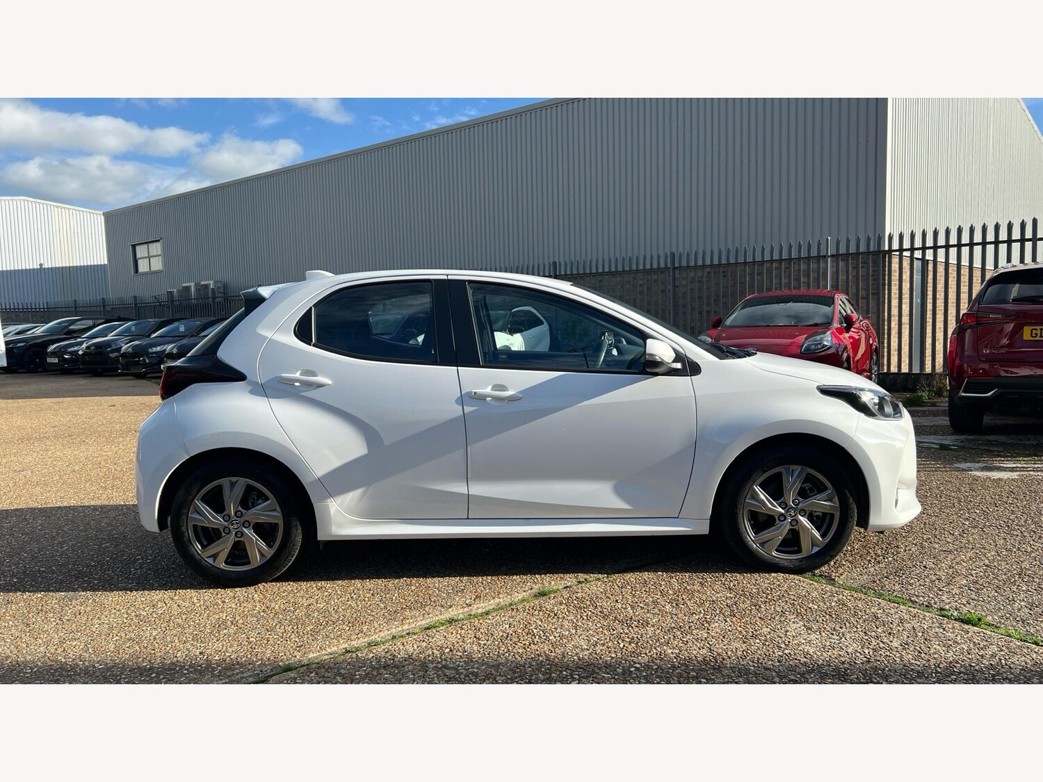 Used Toyota Yaris 2024 for sale - 76832501: Photo 18
