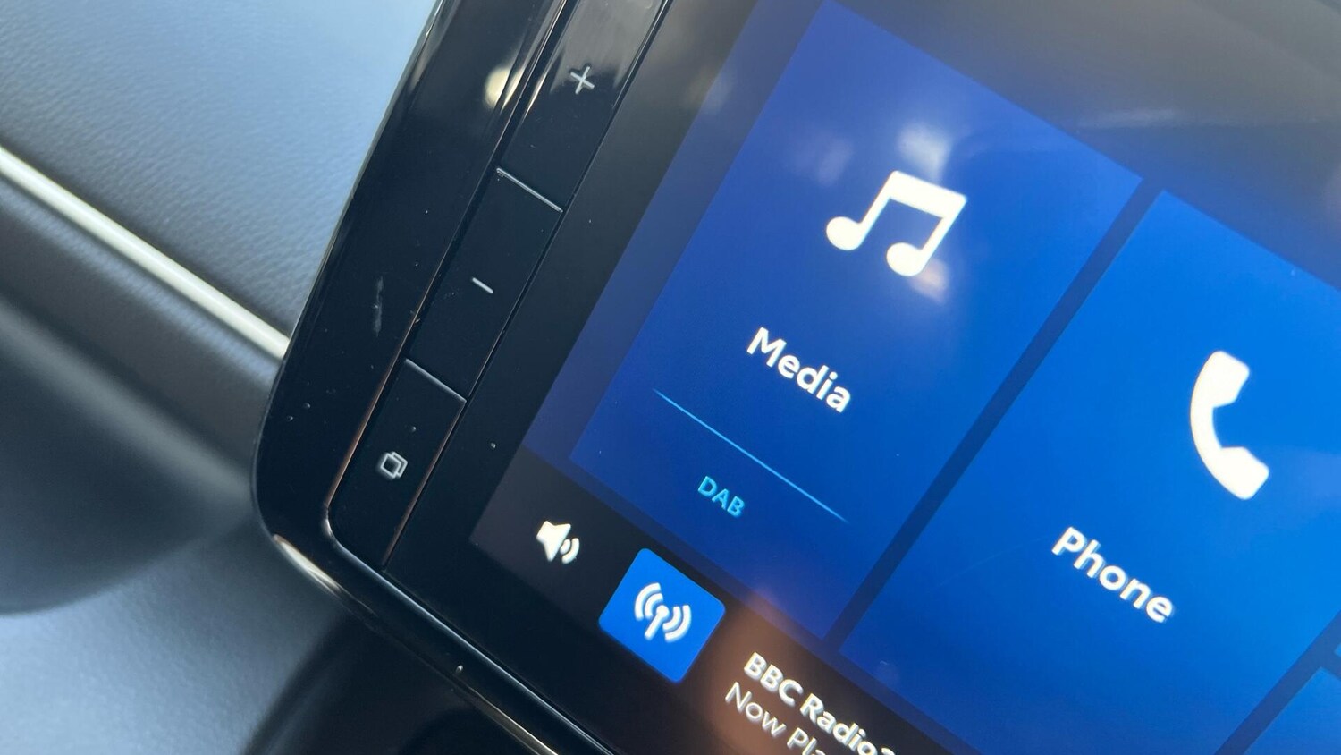 Used Toyota Yaris 2024 for sale - 76832501: Photo 44