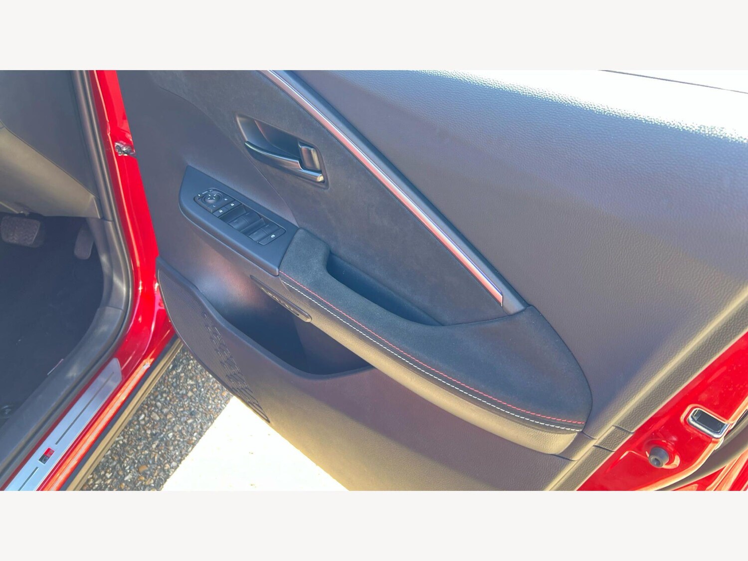 Used Toyota C-HR for sale - 78215006: Photo 30