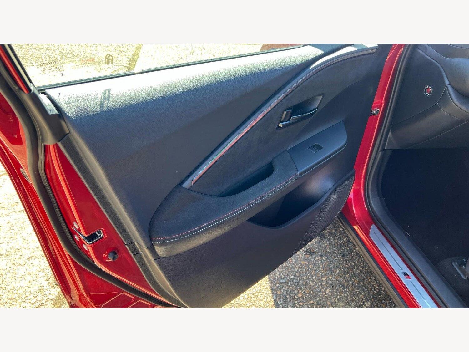 Used Toyota C-HR for sale - 78215006: Photo 33