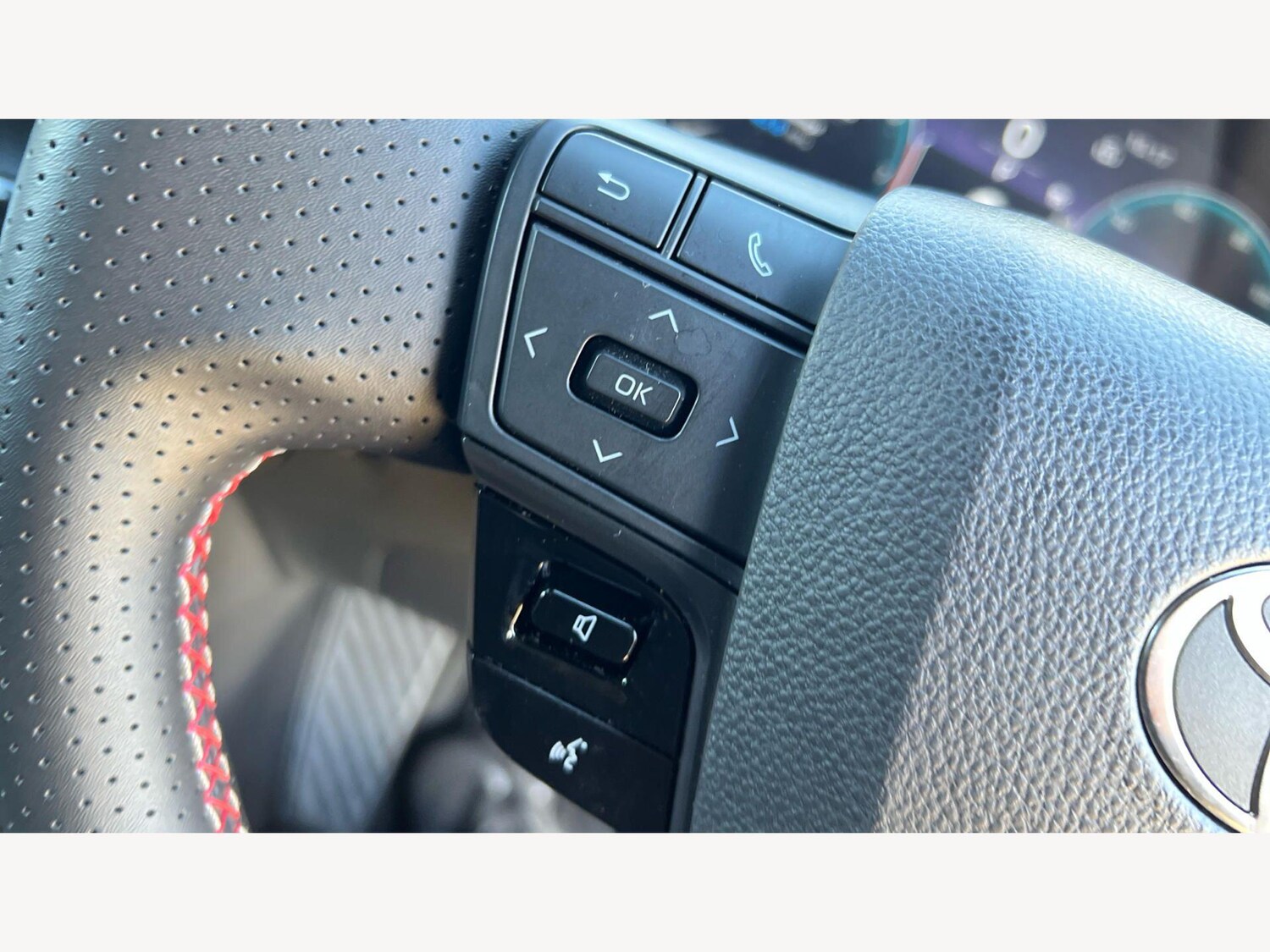 Used Toyota C-HR for sale - 78215006: Photo 37