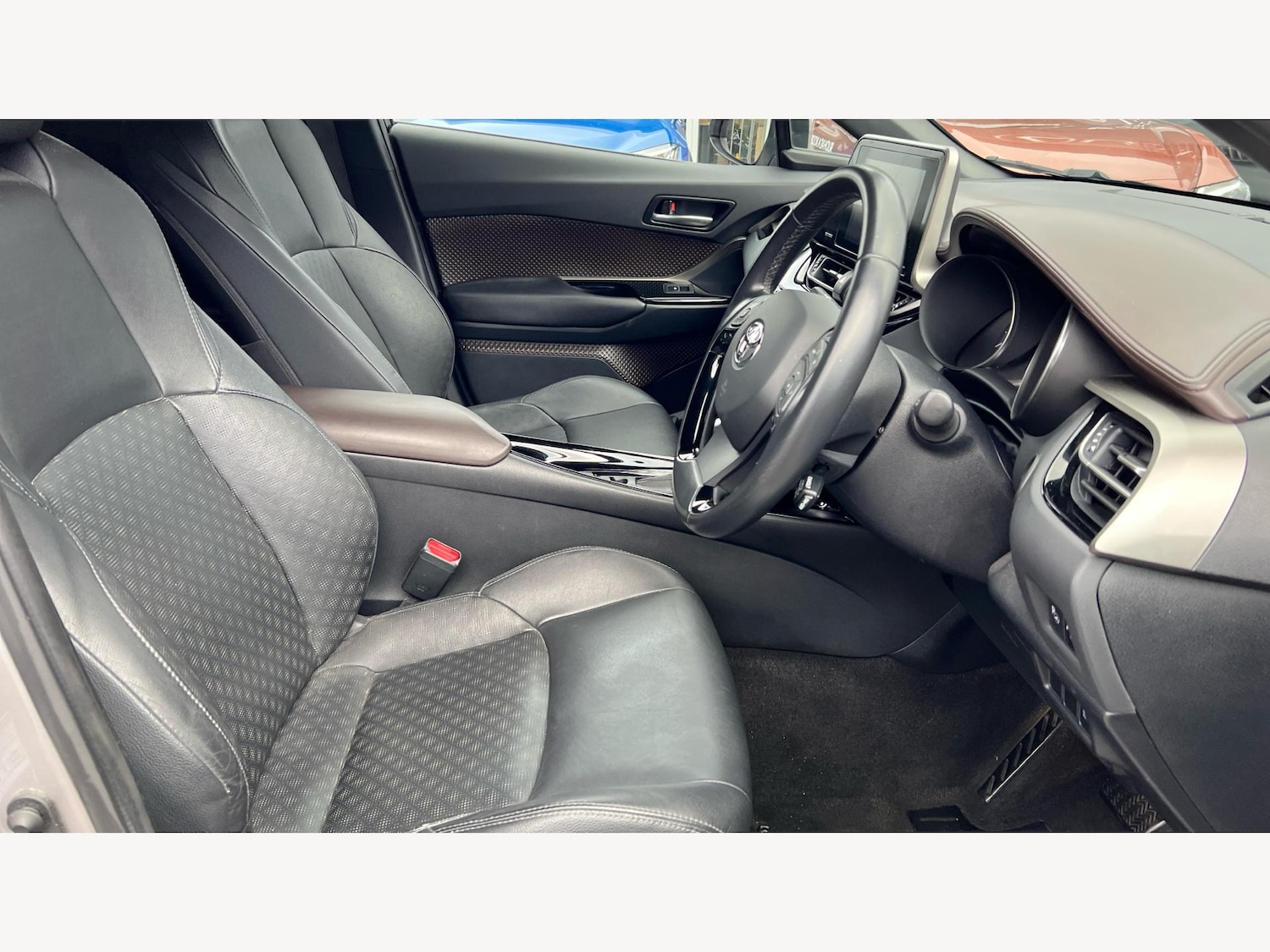 Used Toyota C-HR 2018 for sale - 77040389: Photo 13