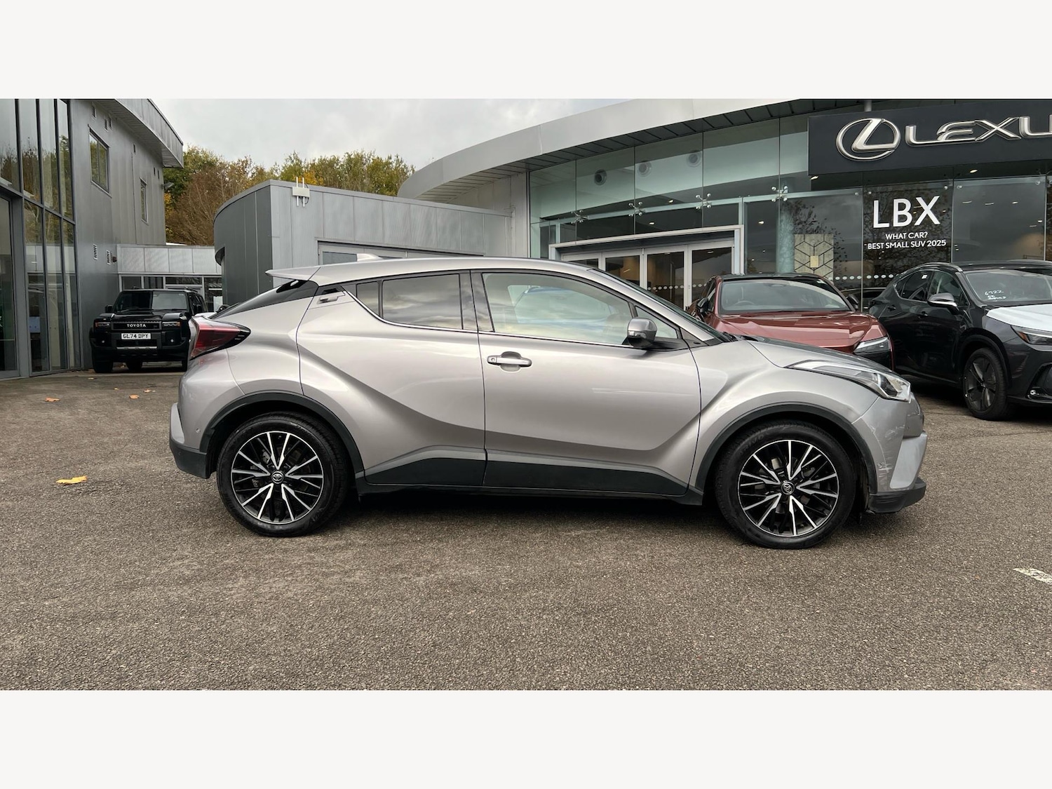 Used Toyota C-HR 2018 for sale - 77040389: Photo 18