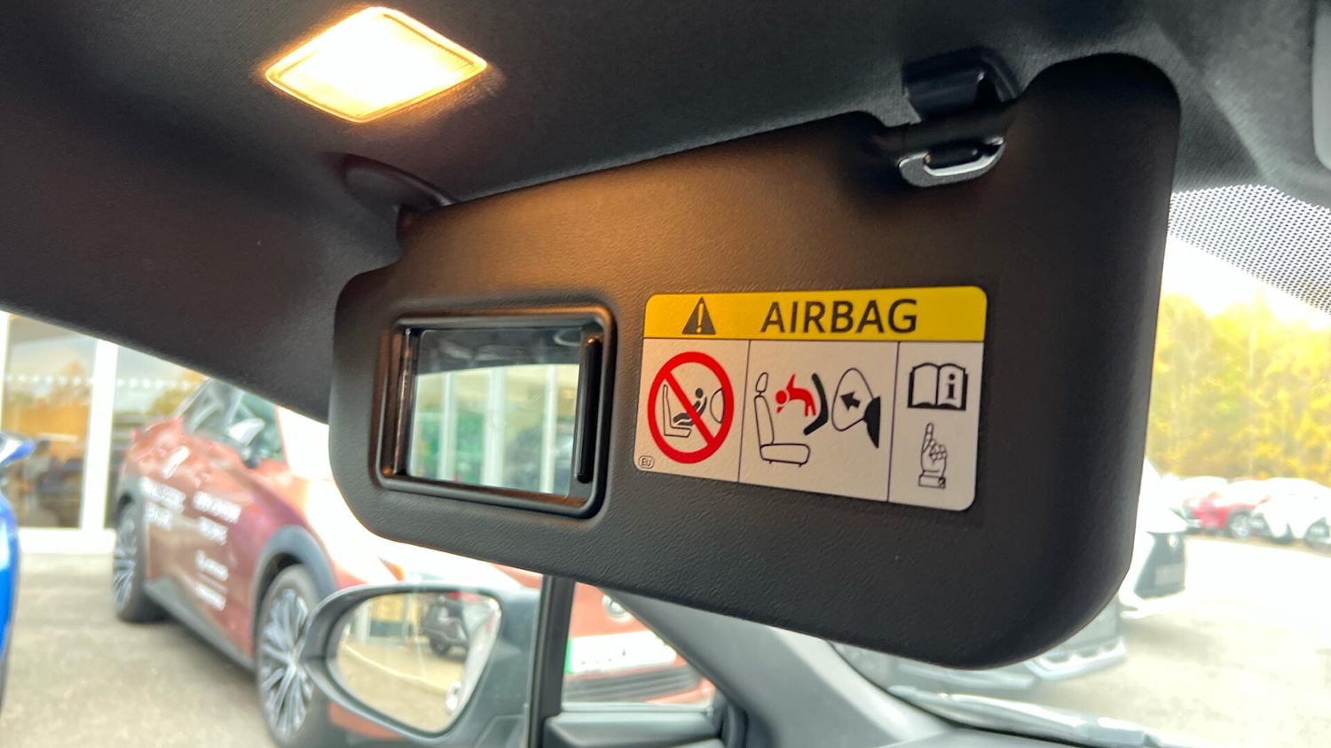 Used Toyota C-HR 2018 for sale - 77040389: Photo 35