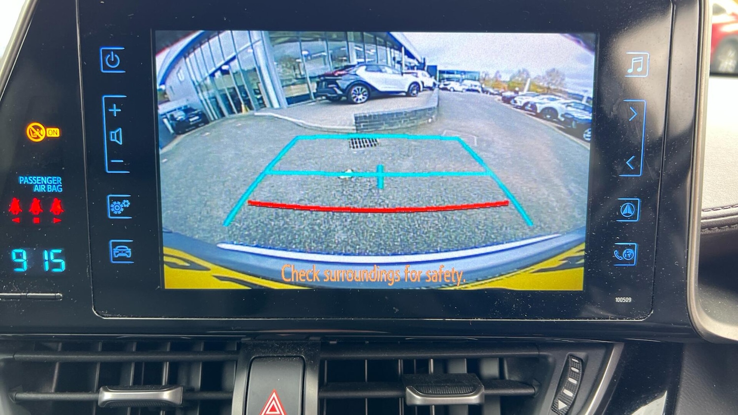 Used Toyota C-HR 2018 for sale - 77040389: Photo 45