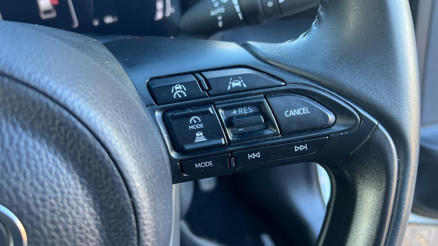 Used Toyota Yaris Cross for sale - 77229469: Photo 39