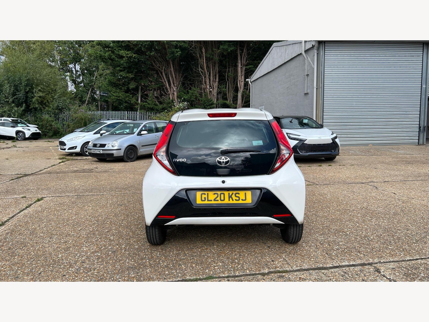 Vehicle 21