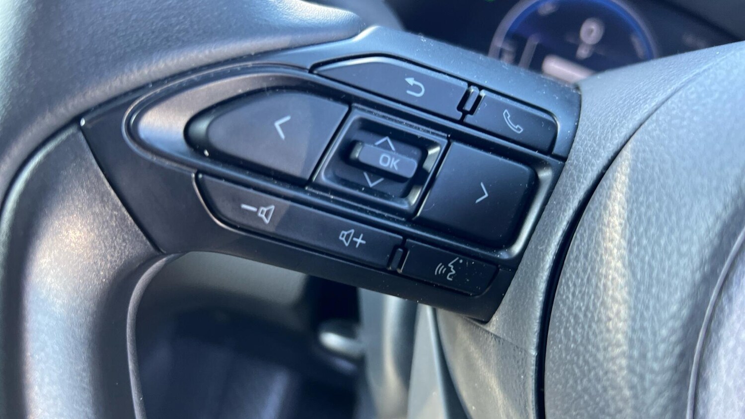 Used Toyota Yaris Cross for sale - 78007838: Photo 43