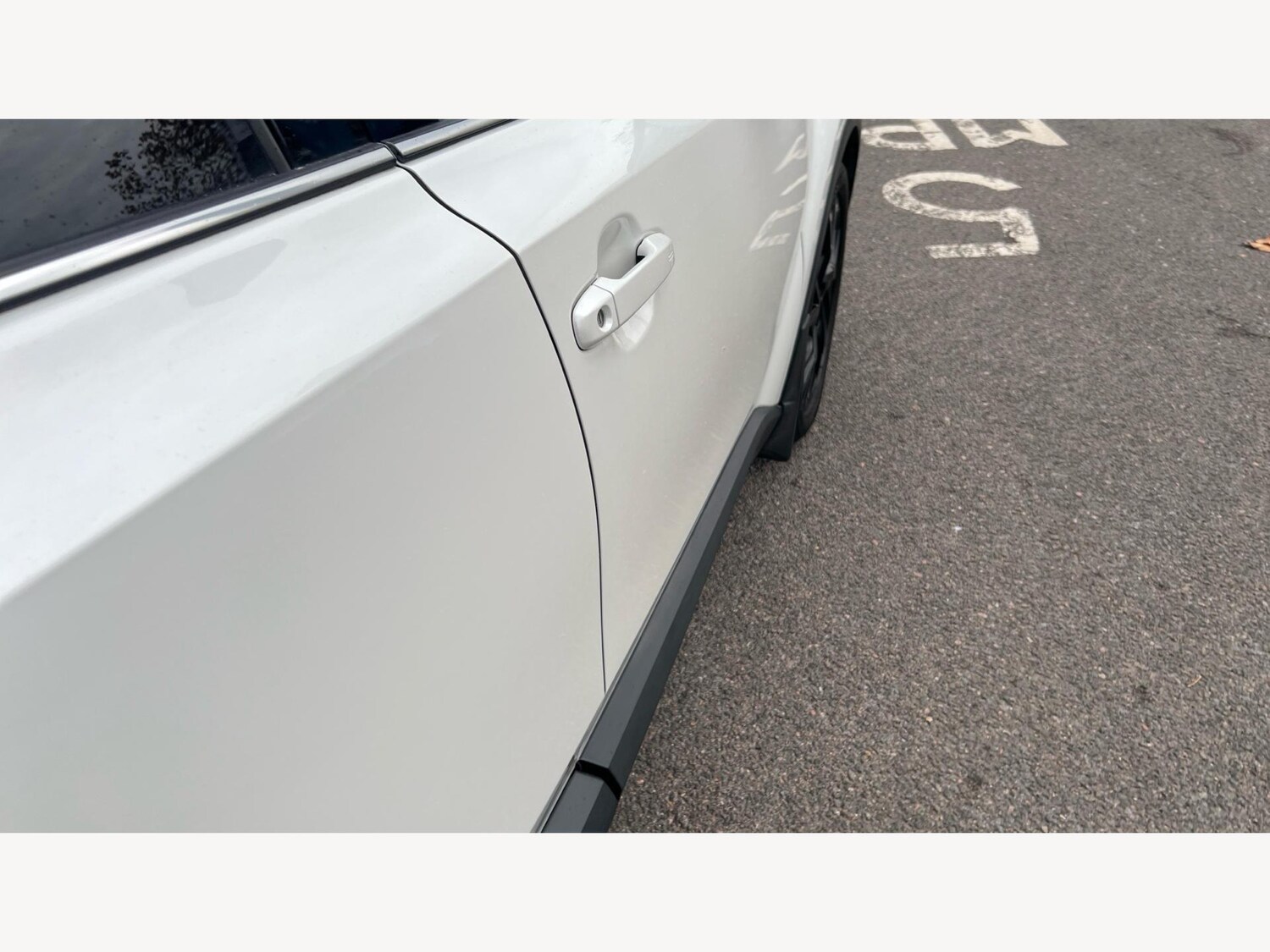 Used Toyota C-HR 2019 for sale - 77074630: Photo 29