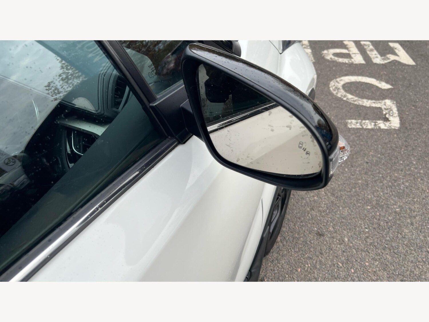 Used Toyota C-HR 2019 for sale - 77074630: Photo 30