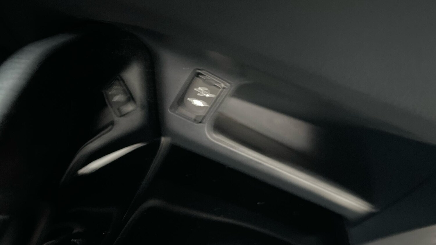 Used Toyota C-HR 2019 for sale - 77074630: Photo 39