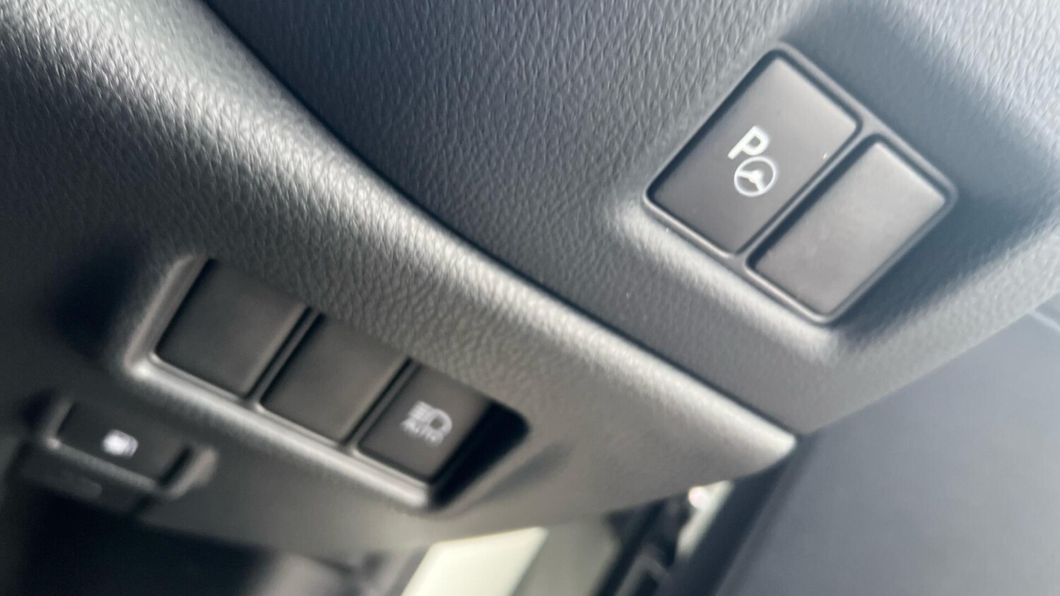 Used Toyota C-HR 2019 for sale - 77074630: Photo 46