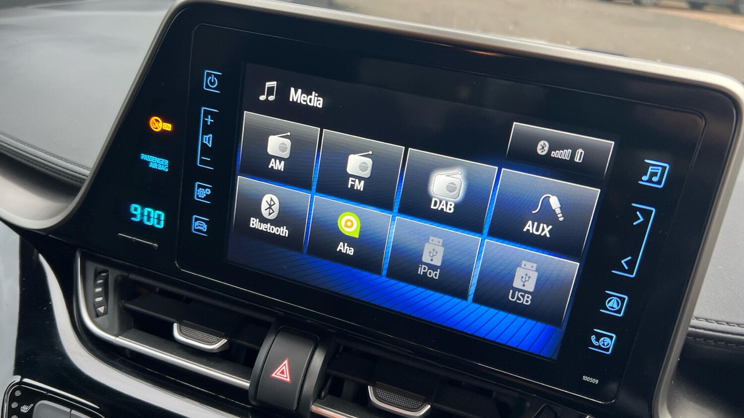 Used Toyota C-HR 2019 for sale - 77074630: Photo 48