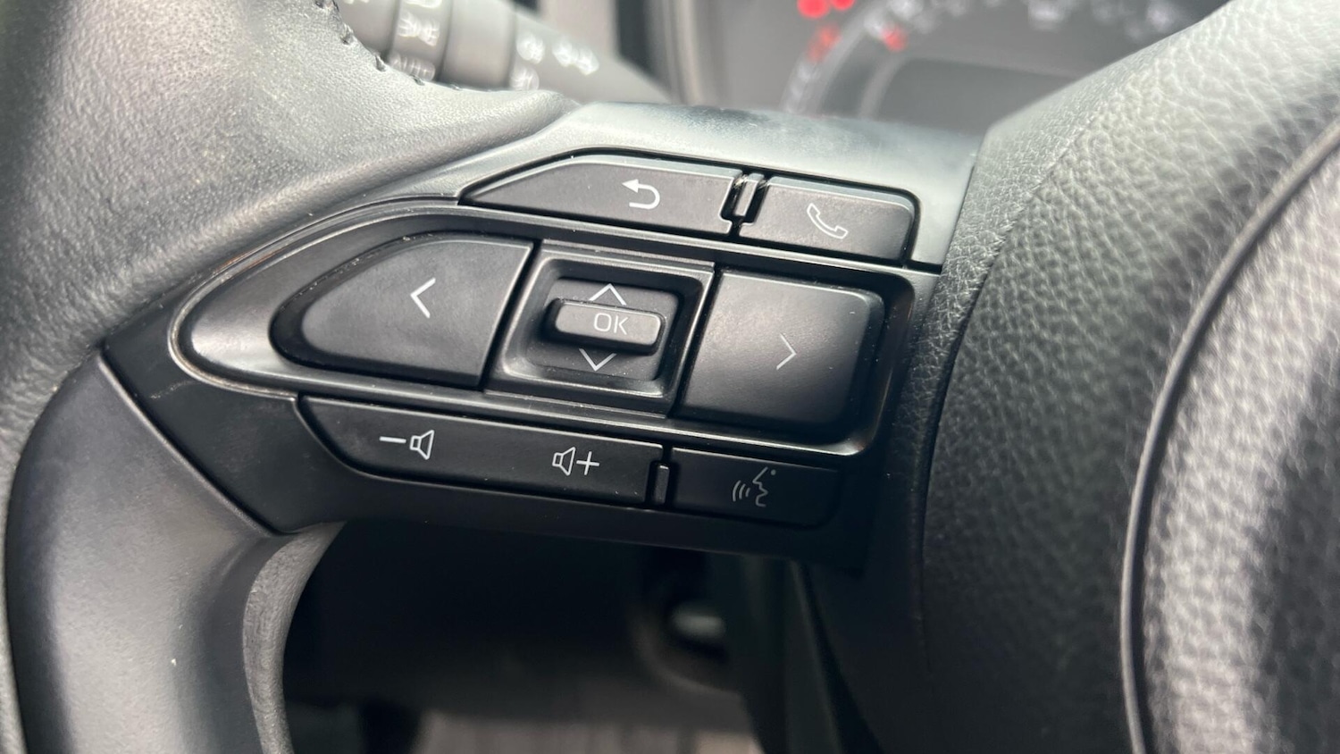 Used Toyota Aygo X 2023 for sale - 77074011: Photo 40