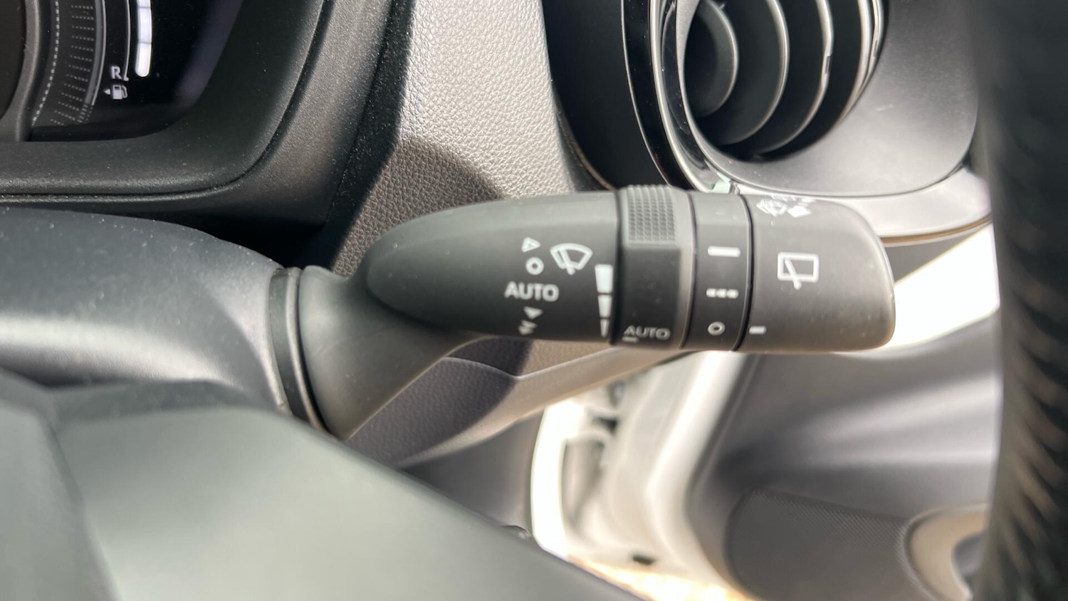 Used Toyota Aygo X 2023 for sale - 77074011: Photo 43