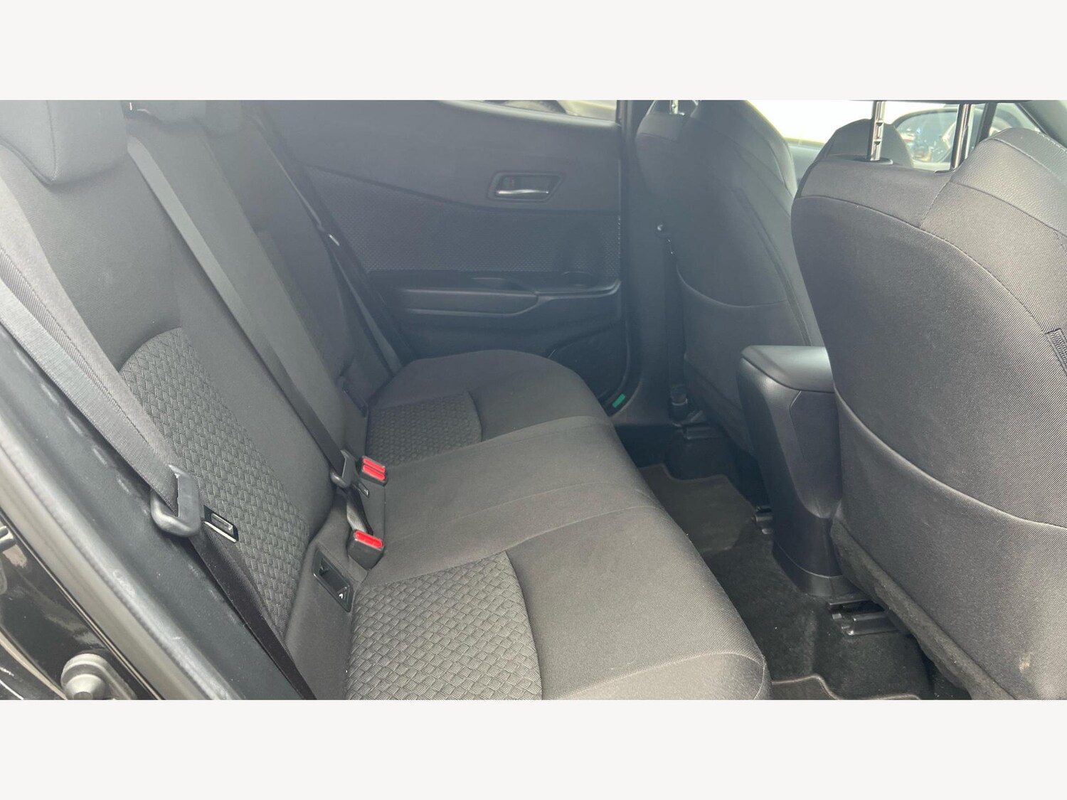 Used Toyota C-HR 2023 for sale - 77612350: Photo 14