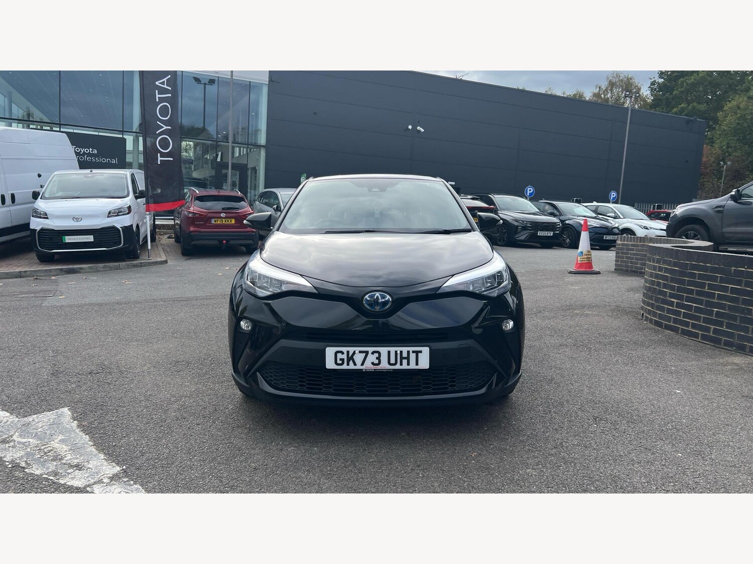Used Toyota C-HR 2023 for sale - 77612350: Photo 17