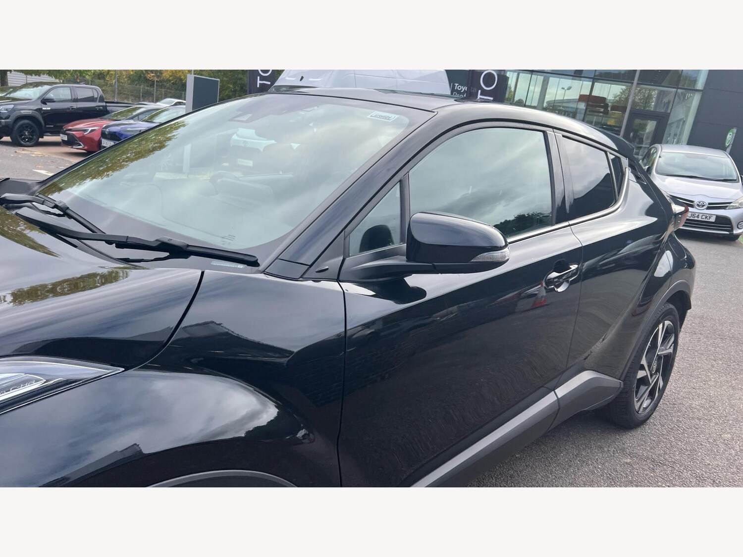 Used Toyota C-HR 2023 for sale - 77612350: Photo 23