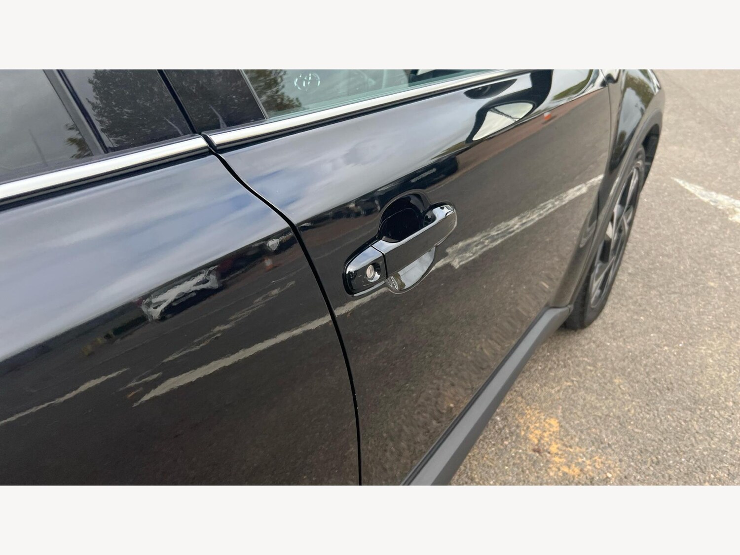 Used Toyota C-HR 2023 for sale - 77612350: Photo 27