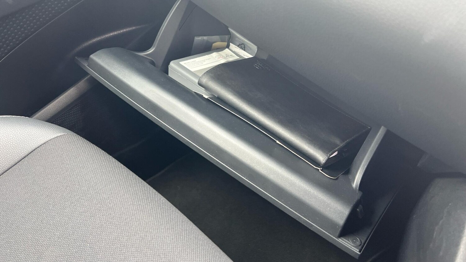 Used Toyota C-HR 2023 for sale - 77612350: Photo 34