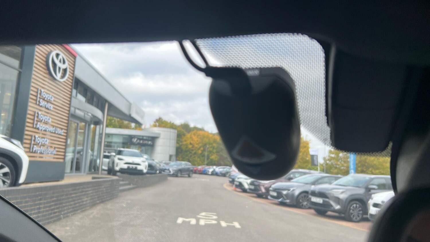 Used Toyota C-HR 2023 for sale - 77612350: Photo 35