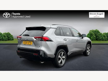 Used Toyota RAV4 2024 for sale - 76326811: Photo 2